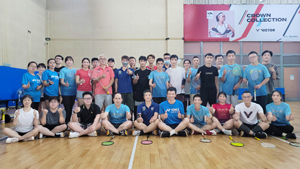 新傳羽球隊2023年第45周