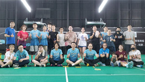 新傳羽球隊2024年第50周