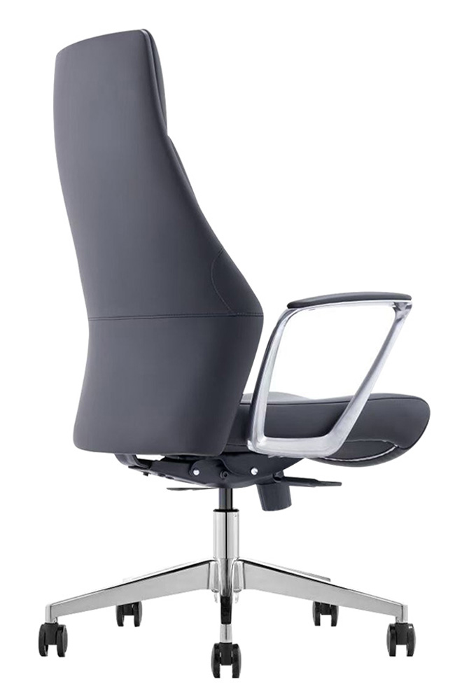 HQ01SGA 海奎主管皮椅.黑半牛 - 後側面135 度視角