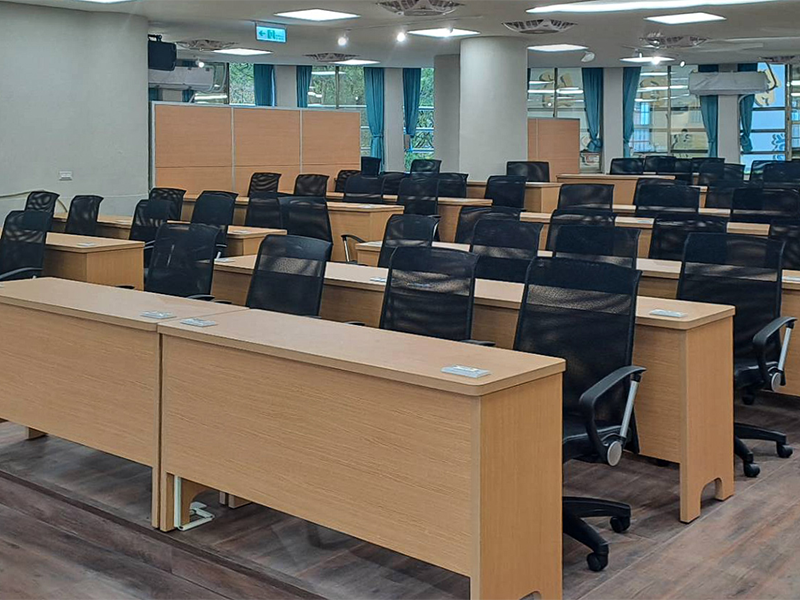 系統桌 / 工作站